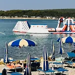 Appartement V&v Private Pool Near Beach, 200m Medulin