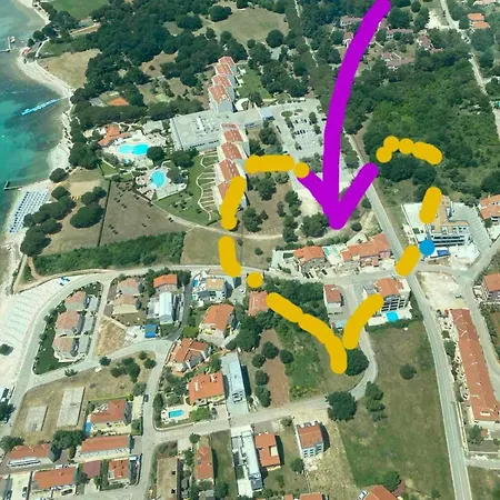 V&v Private Pool Near Beach, 200m *