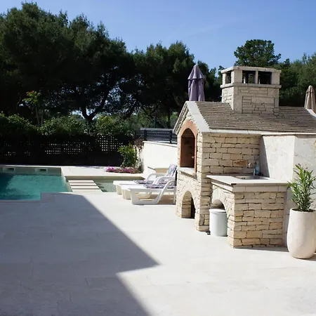 Apartment V&v Pool And Sea Medulin