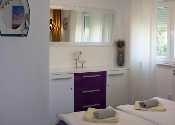 V&v Private Pool Near Beach, 200m * Medulin